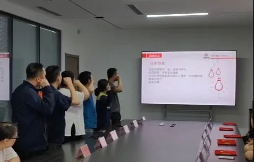力威公司第一期 “以老帶新” 拜師儀式圓滿舉行
